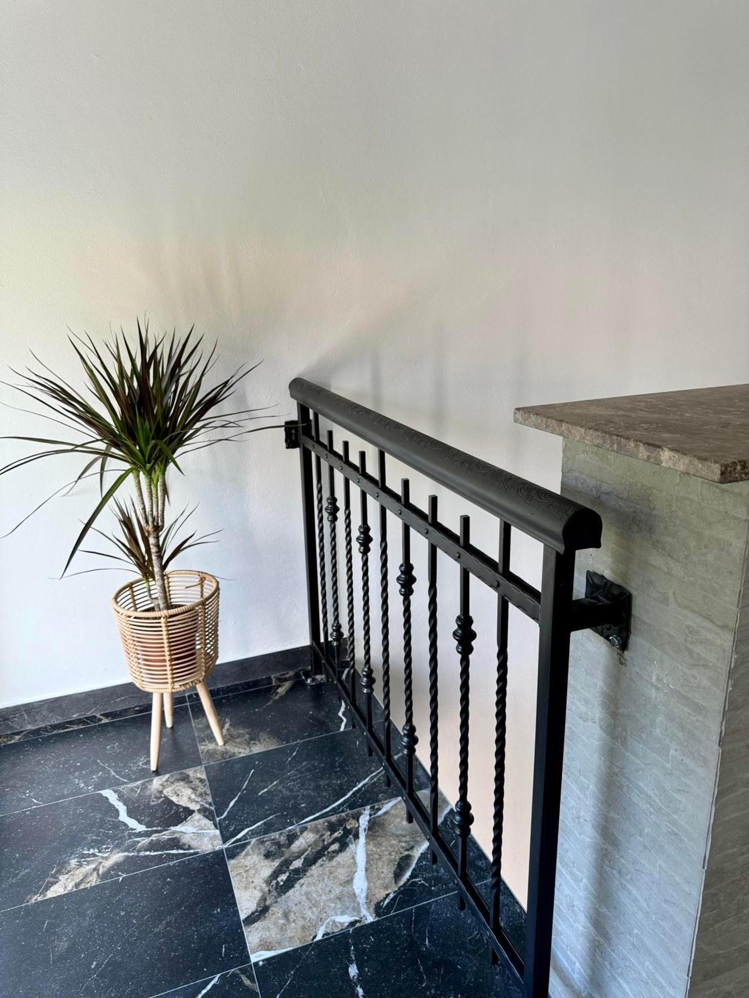 Harmony Garden Apartments Kotor Luaran gambar