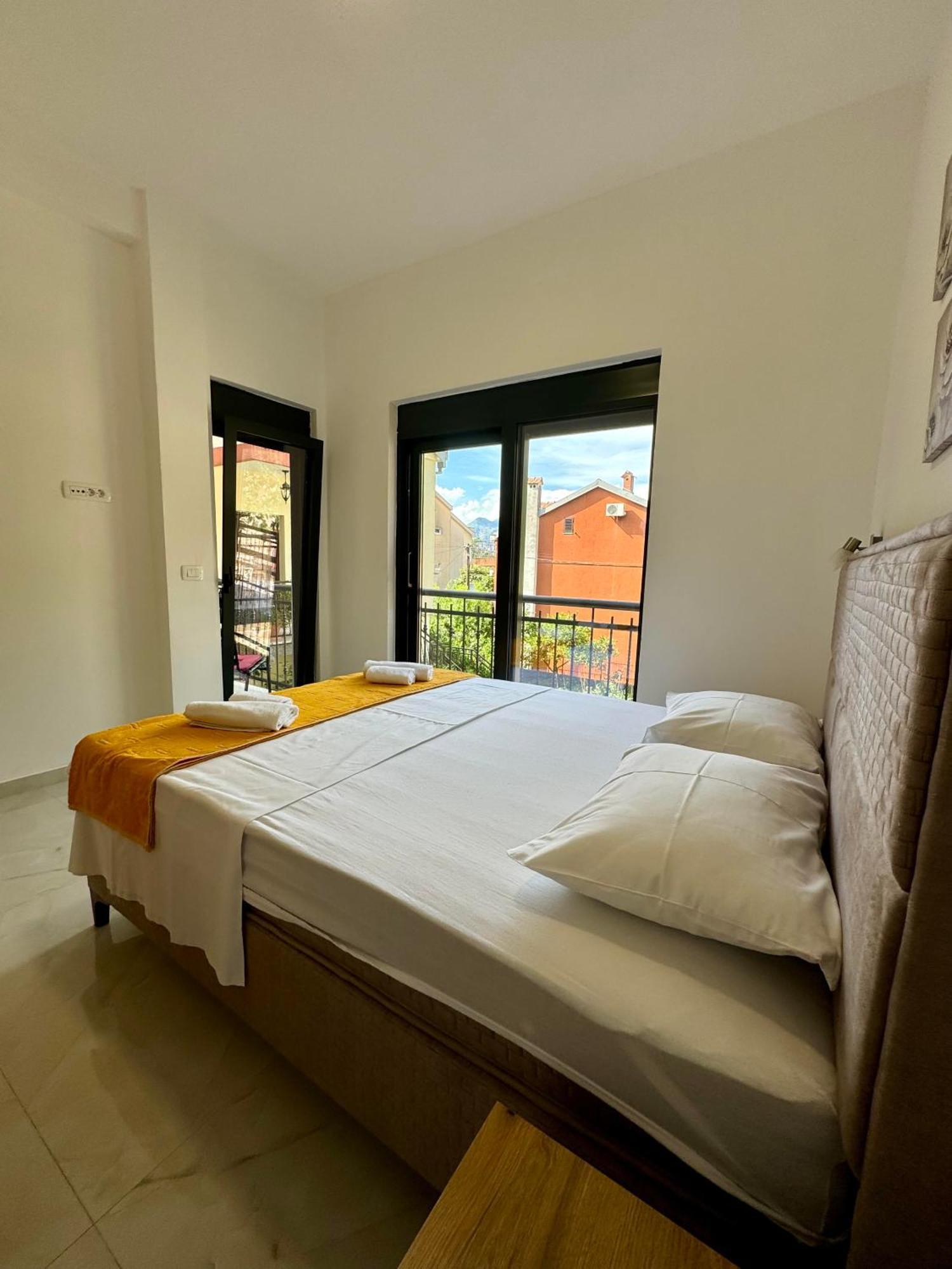 Harmony Garden Apartments Kotor Luaran gambar