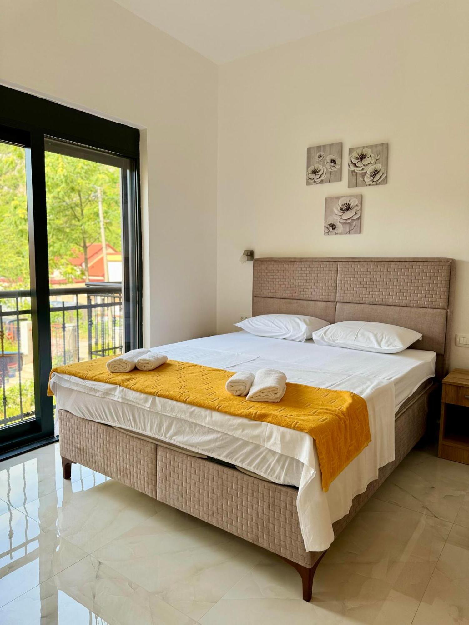 Harmony Garden Apartments Kotor Luaran gambar
