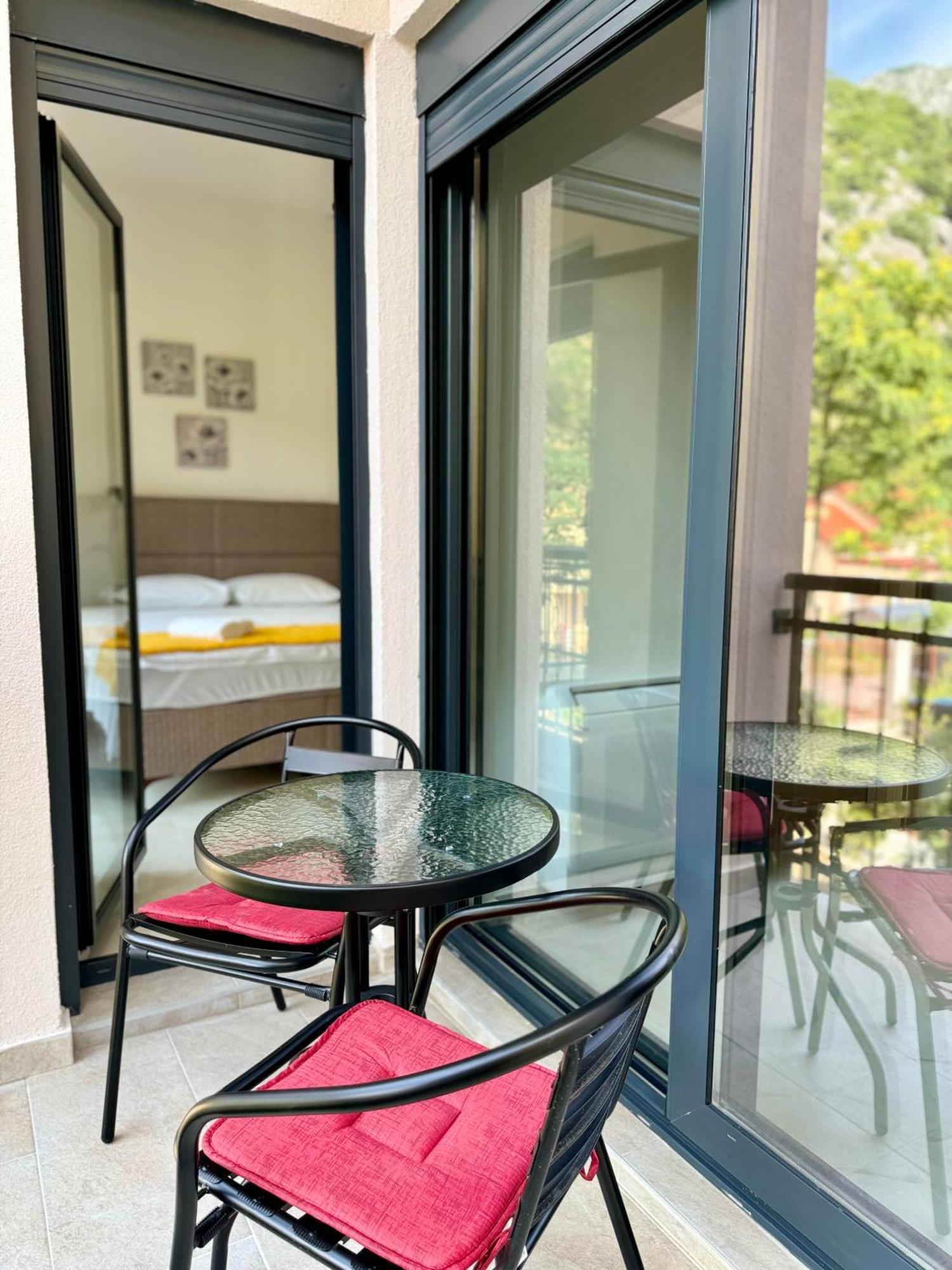 Harmony Garden Apartments Kotor Luaran gambar