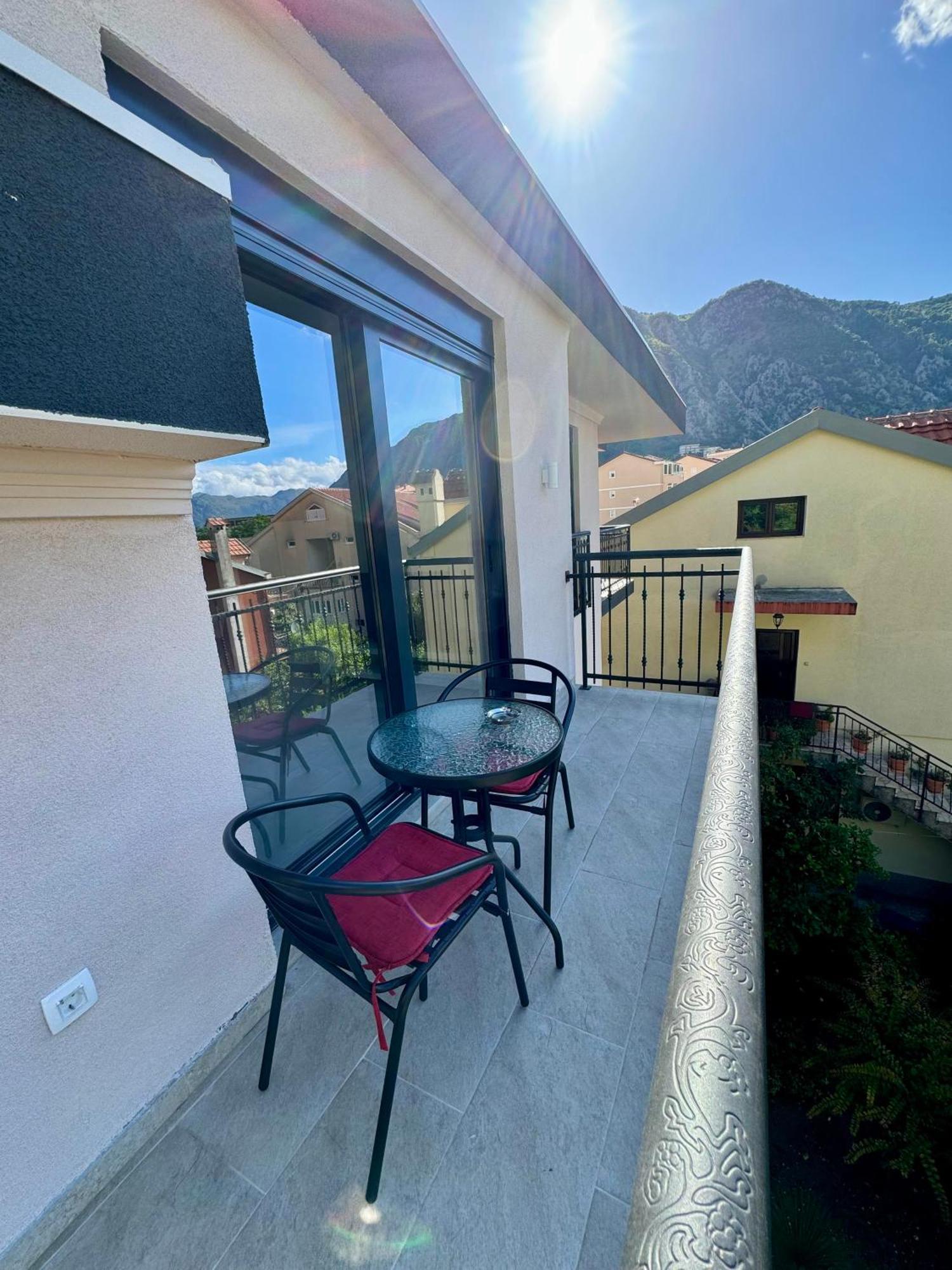 Harmony Garden Apartments Kotor Luaran gambar