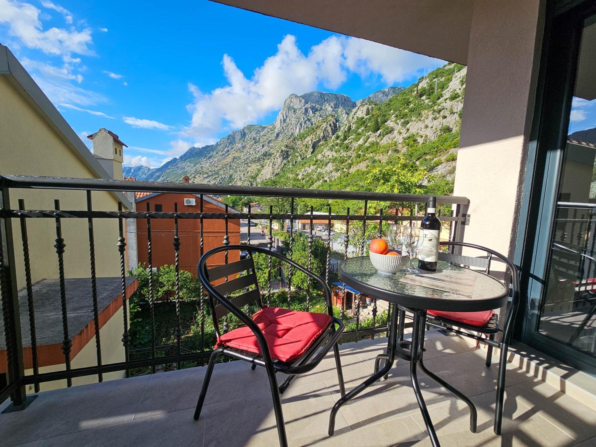 Harmony Garden Apartments Kotor Luaran gambar