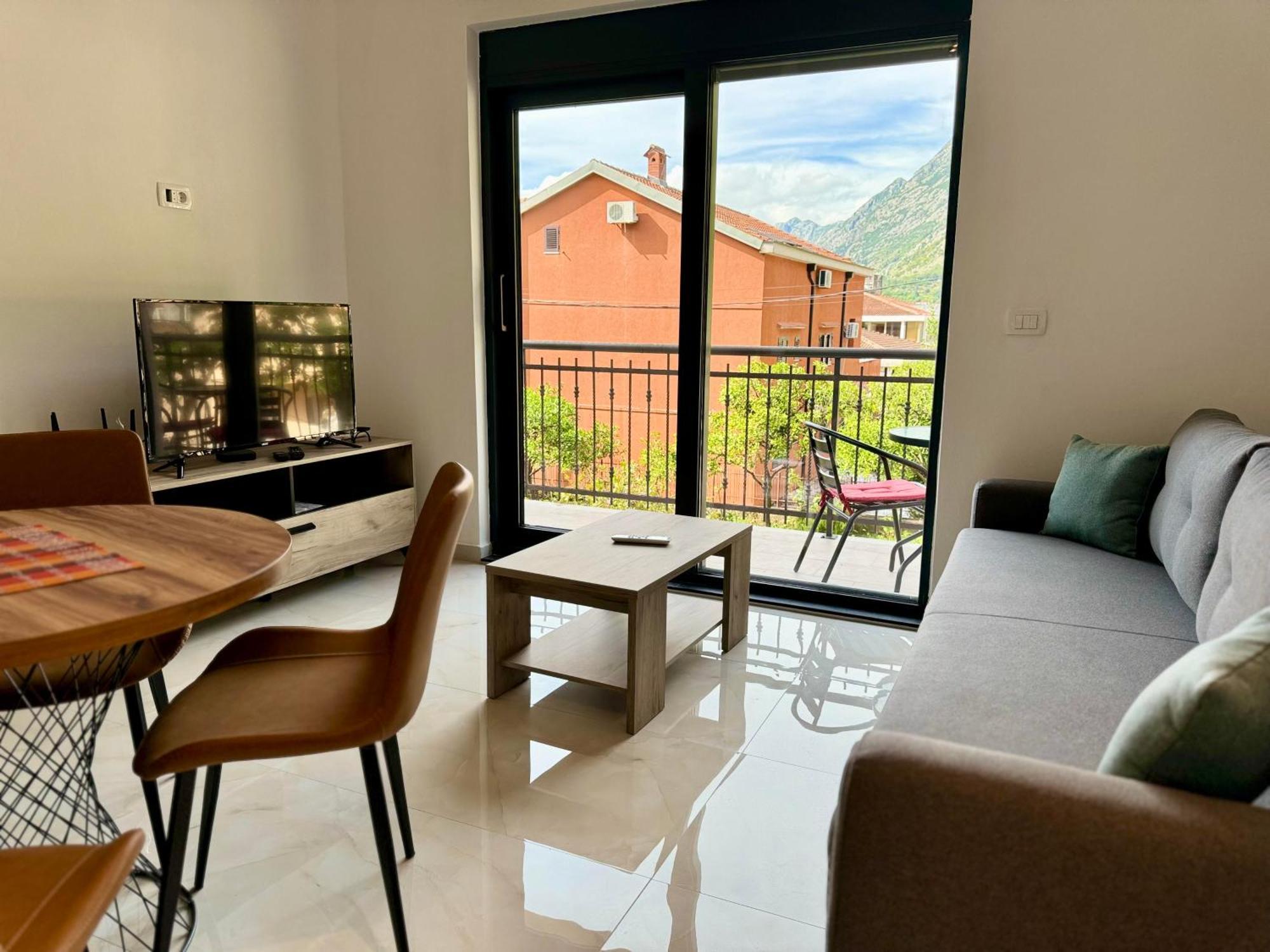Harmony Garden Apartments Kotor Luaran gambar