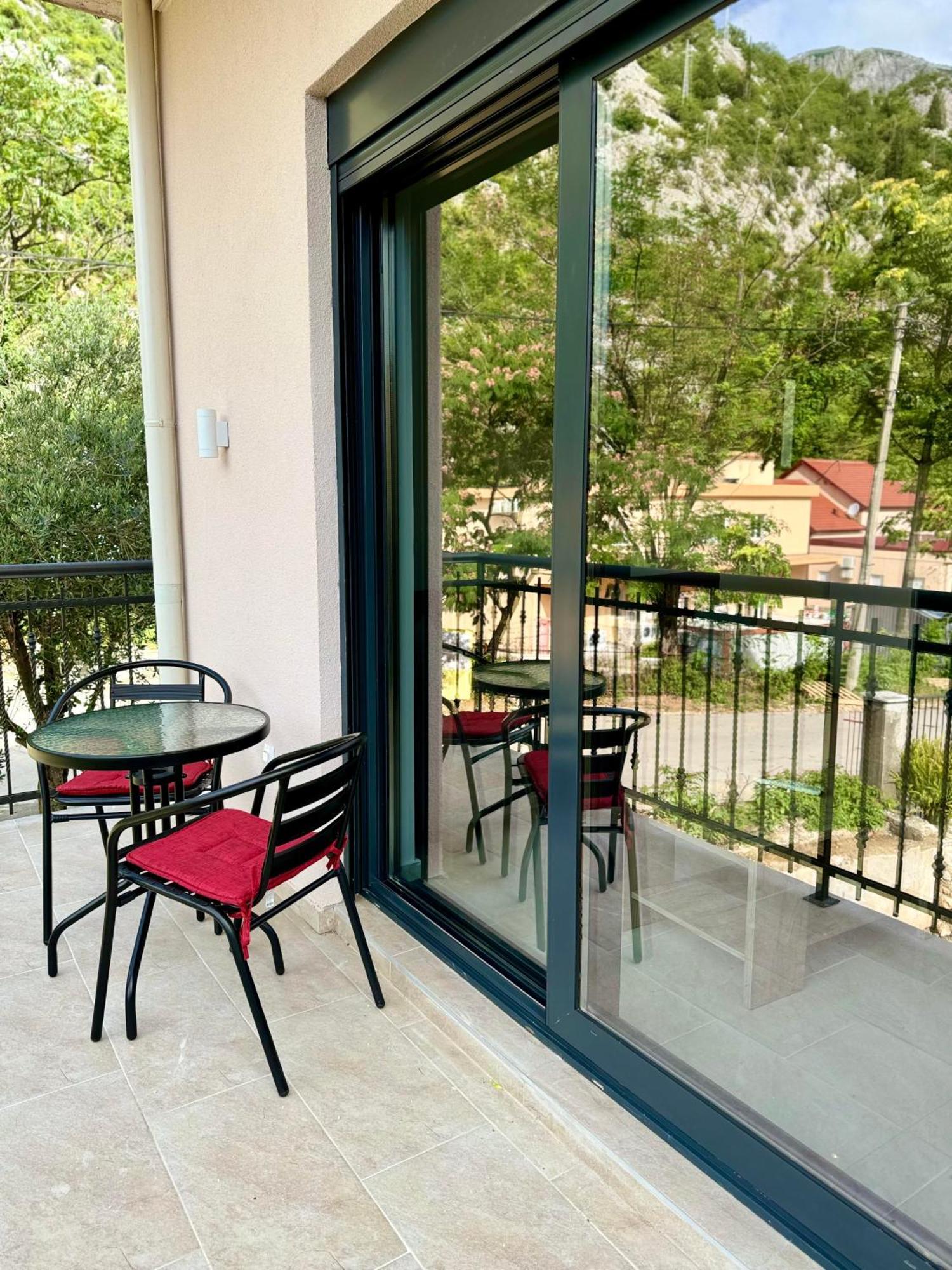 Harmony Garden Apartments Kotor Luaran gambar