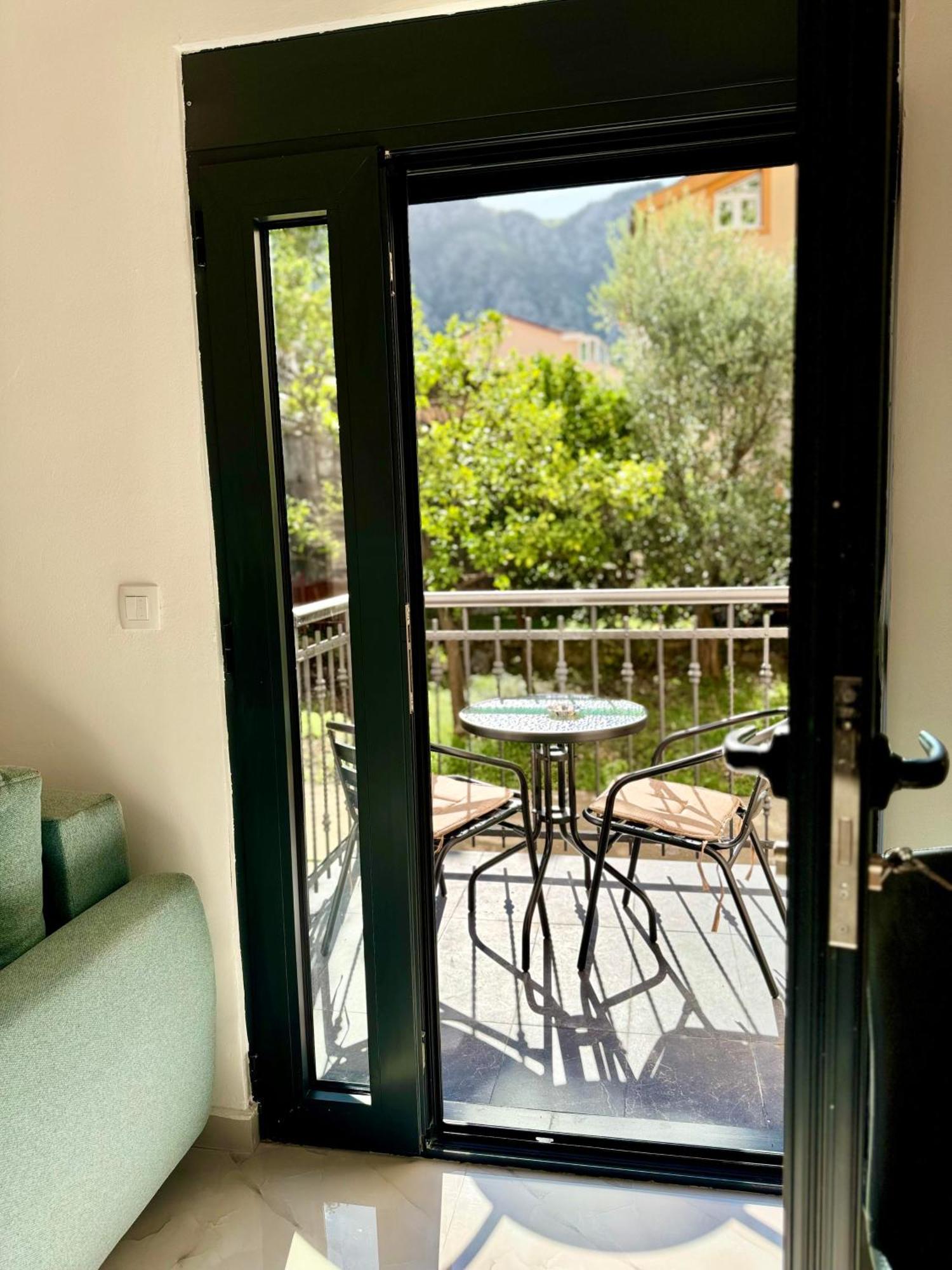 Harmony Garden Apartments Kotor Luaran gambar